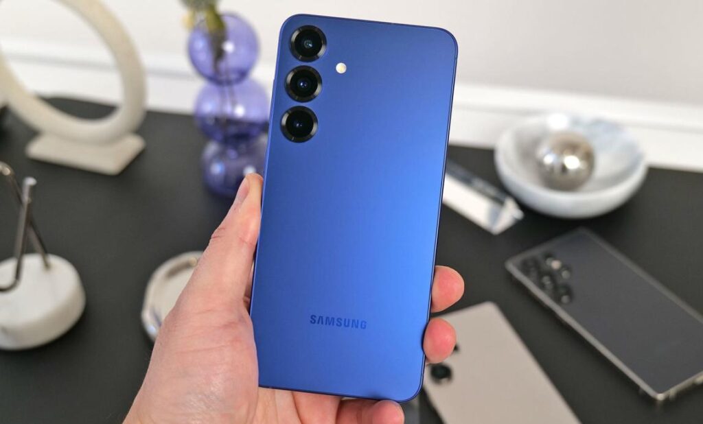 Dansk Samsung Galaxy S25+ anmeldelse: En stærk allrounder
