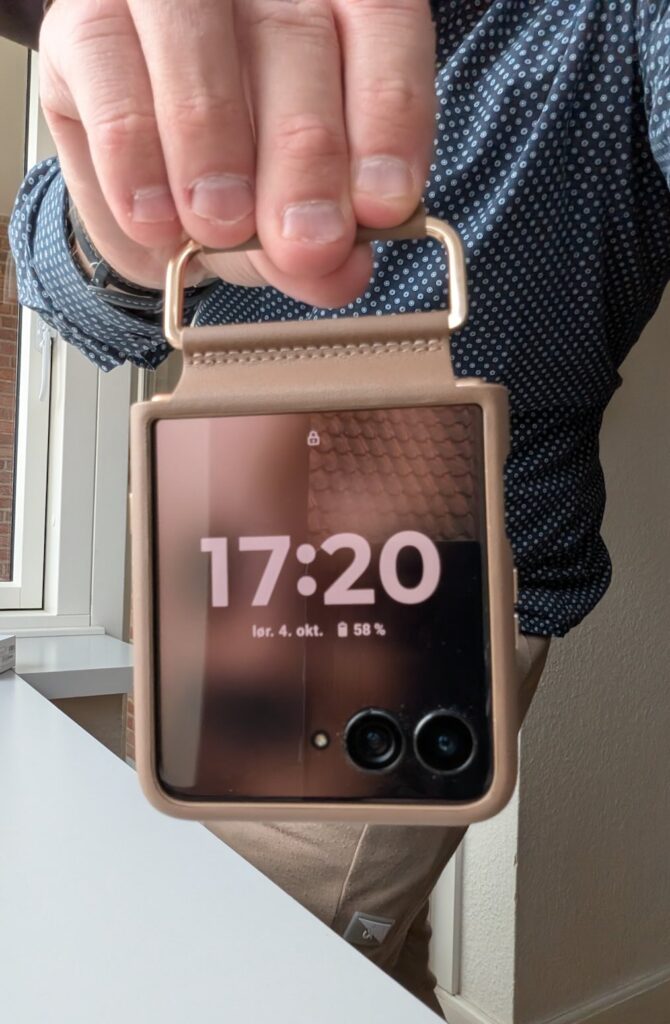 Motorola Razr 60 Ultra - Kandidat til årets fashion accessory – telefon