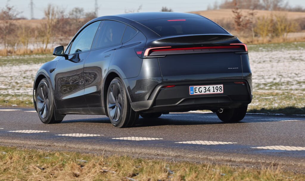 Tesla FSD (Supervised) kan være på vej til Danmark. Foto: FDM